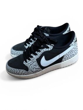 NIKE Black & White Elephant Print Low-Top Sneakers